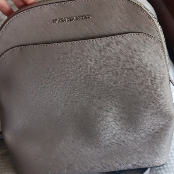 GUC Michael Kors Backpack - Picture 9 of 10